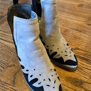 Burke Dotson Two-Tone cut out Women's Ankle Boots